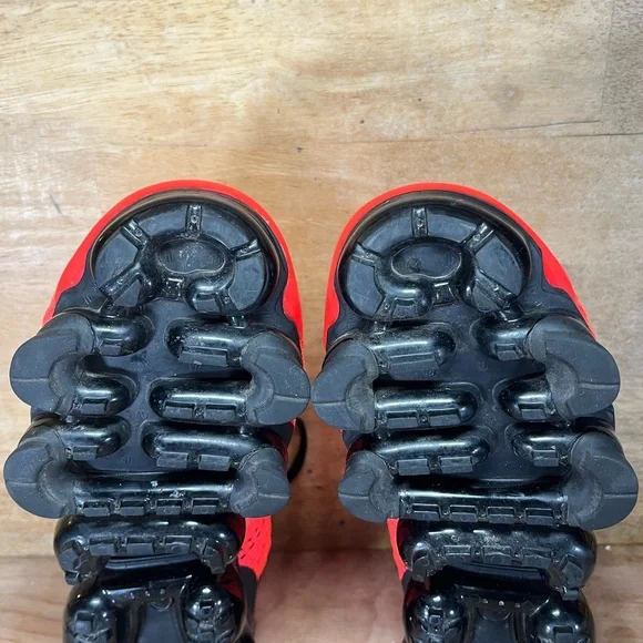 Nike Air VaporMax Flyknit 3 Womens Sz 7 (5.5Y) Shoes Sneakers Crimson Black - Picture 12 of 15